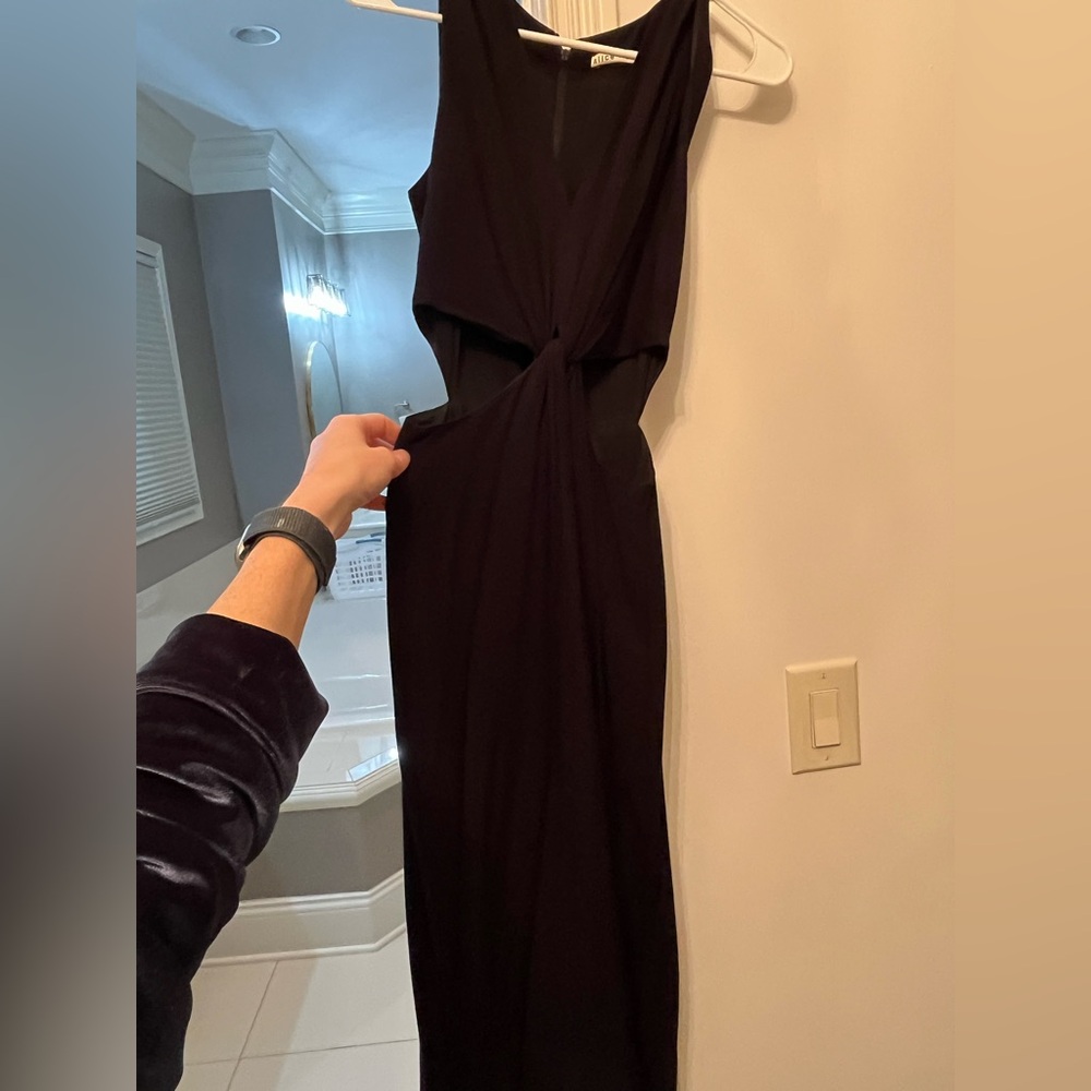 Black Twist-Front Sleeveless Women’s Dress